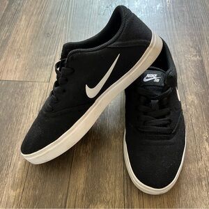 Nike SB Check Canvas Black Logo Skate Tennis Shoes Sneakers Walking Unisex 6.5